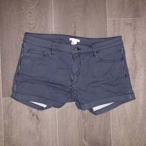 H&M | Navy Shorts